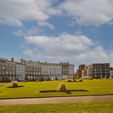 公寓 Host & - Number At Carlill *